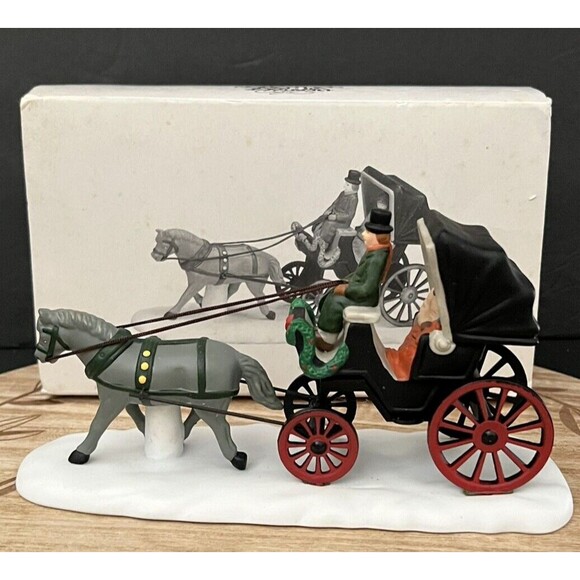Vtg 1989 Dept 56 CENTRAL PARK CARRIAGE Heritage Village Collection - Picture 1 of 16